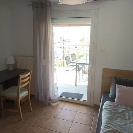 Peraia Sea View Apartment *
